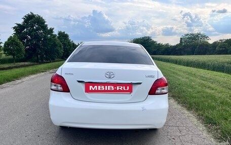 Toyota Yaris III рестайлинг, 2007 год, 590 000 рублей, 5 фотография