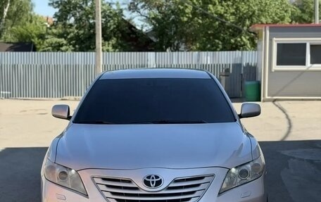 Toyota Camry, 2009 год, 798 000 рублей, 2 фотография