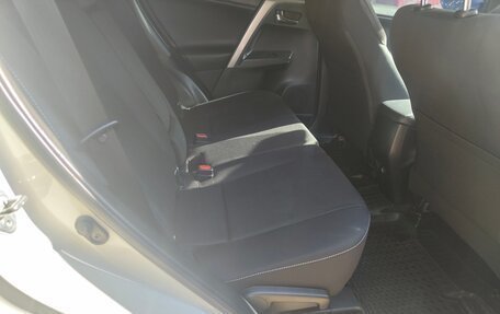Toyota RAV4, 2018 год, 2 280 000 рублей, 7 фотография