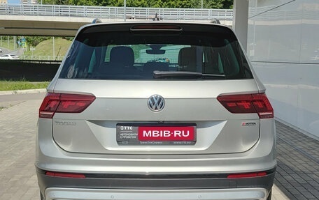 Volkswagen Tiguan II, 2020 год, 2 450 000 рублей, 6 фотография