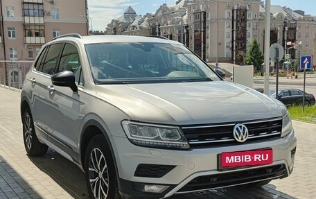 Volkswagen Tiguan II, 2020 год, 2 450 000 рублей, 3 фотография