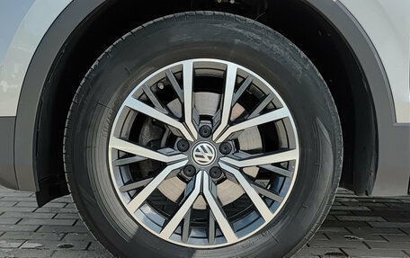 Volkswagen Tiguan II, 2020 год, 2 450 000 рублей, 18 фотография