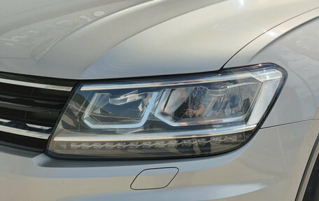 Volkswagen Tiguan II, 2020 год, 2 450 000 рублей, 17 фотография