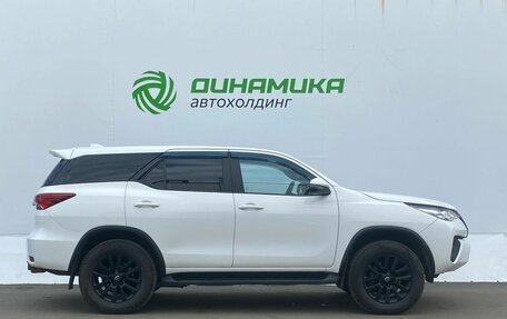 Toyota Fortuner II, 2018 год, 2 950 000 рублей, 4 фотография