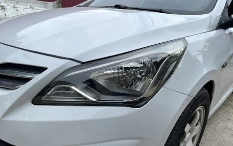 Hyundai Solaris II рестайлинг, 2016 год, 800 000 рублей, 6 фотография