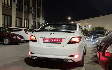 Hyundai Solaris II рестайлинг, 2016 год, 800 000 рублей, 4 фотография