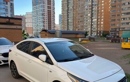 Hyundai Solaris II рестайлинг, 2017 год, 970 000 рублей, 3 фотография