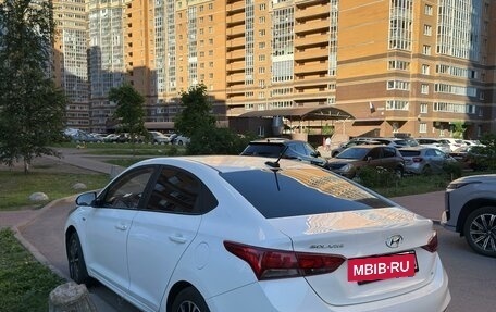 Hyundai Solaris II рестайлинг, 2017 год, 970 000 рублей, 7 фотография