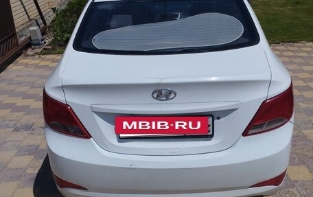 Hyundai Solaris II рестайлинг, 2016 год, 450 000 рублей, 2 фотография