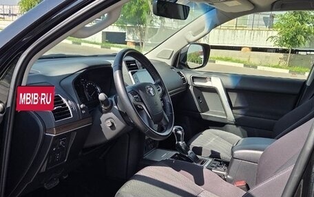 Toyota Land Cruiser Prado 150 рестайлинг 2, 2021 год, 6 590 000 рублей, 7 фотография