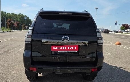 Toyota Land Cruiser Prado 150 рестайлинг 2, 2021 год, 6 590 000 рублей, 11 фотография