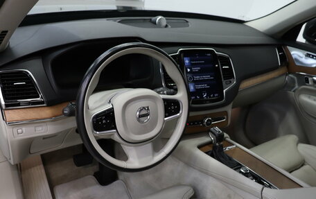 Volvo XC90 II рестайлинг, 2017 год, 3 190 000 рублей, 7 фотография