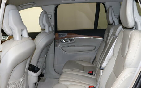 Volvo XC90 II рестайлинг, 2017 год, 3 190 000 рублей, 15 фотография