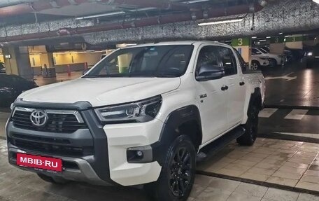 Toyota Hilux VIII, 2021 год, 5 200 000 рублей, 1 фотография