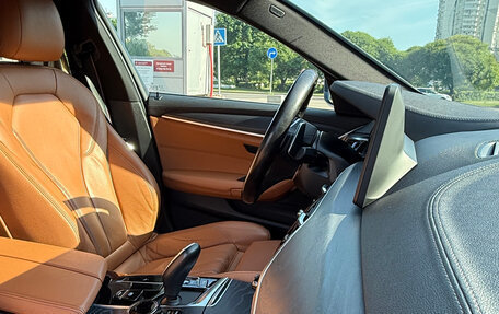 BMW 5 серия, 2021 год, 6 400 000 рублей, 14 фотография
