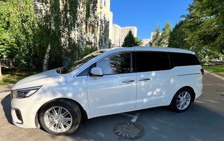 KIA Carnival III, 2020 год, 3 350 000 рублей, 4 фотография