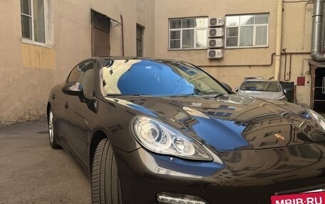 Porsche Panamera II рестайлинг, 2012 год, 2 520 000 рублей, 3 фотография
