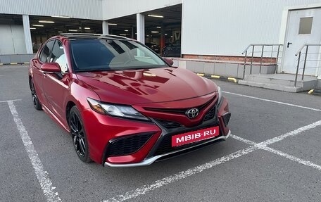 Toyota Camry, 2021 год, 3 490 000 рублей, 7 фотография