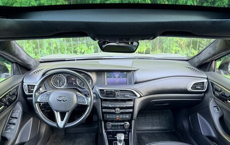 Infiniti QX30, 2017 год, 1 820 000 рублей, 12 фотография