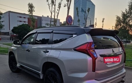 Mitsubishi Montero Sport, 2023 год, 5 850 000 рублей, 2 фотография