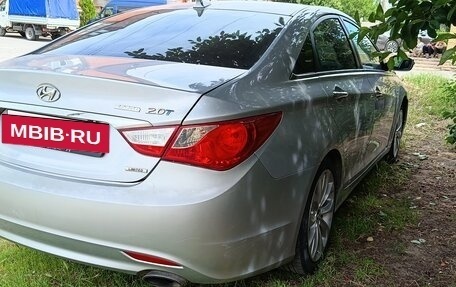Hyundai Sonata VI, 2010 год, 850 000 рублей, 4 фотография