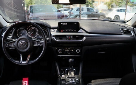 Mazda 6, 2018 год, 2 350 000 рублей, 10 фотография