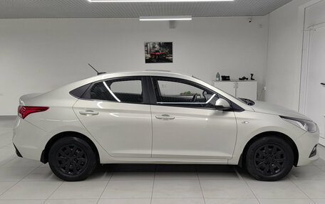 Hyundai Solaris II рестайлинг, 2018 год, 1 089 000 рублей, 5 фотография
