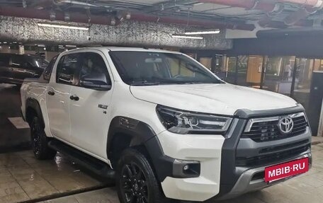 Toyota Hilux VIII, 2021 год, 5 200 000 рублей, 2 фотография
