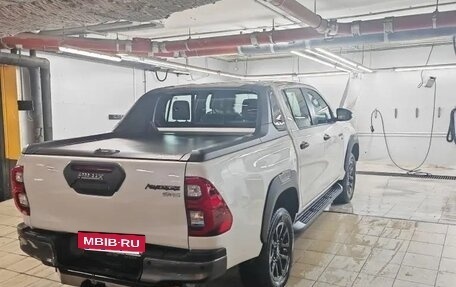 Toyota Hilux VIII, 2021 год, 5 200 000 рублей, 4 фотография