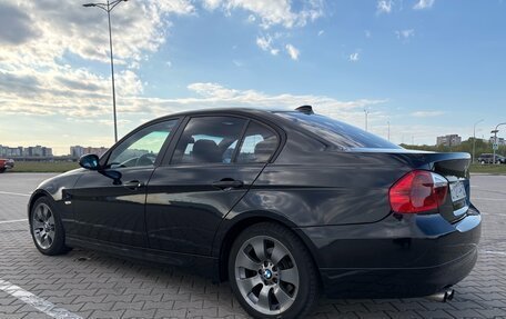 BMW 3 серия, 2005 год, 950 000 рублей, 10 фотография