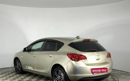 Opel Astra J, 2011 год, 595 000 рублей, 17 фотография
