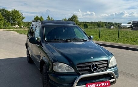 Mercedes-Benz M-Класс, 1999 год, 340 000 рублей, 2 фотография