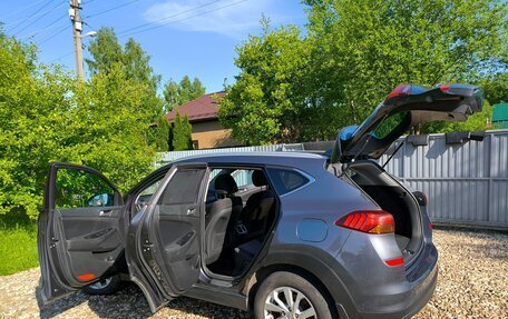 Hyundai Tucson III, 2018 год, 2 300 000 рублей, 3 фотография