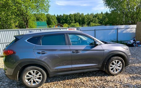 Hyundai Tucson III, 2018 год, 2 300 000 рублей, 31 фотография