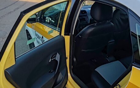 Volkswagen Polo VI (EU Market), 2019 год, 720 000 рублей, 17 фотография