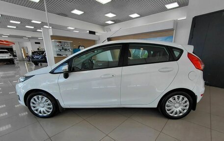 Ford Fiesta, 2016 год, 845 000 рублей, 7 фотография