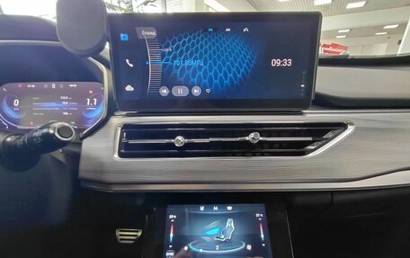 Chery Tiggo 8 Pro, 2021 год, 1 825 000 рублей, 11 фотография