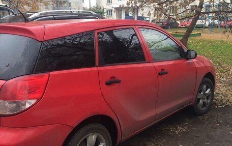 Toyota Matrix, 2003 год, 450 000 рублей, 4 фотография