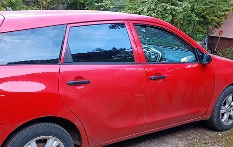 Toyota Matrix, 2003 год, 450 000 рублей, 3 фотография