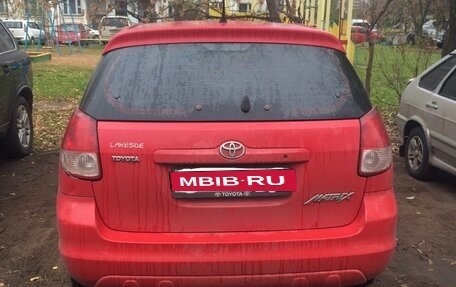 Toyota Matrix, 2003 год, 450 000 рублей, 5 фотография