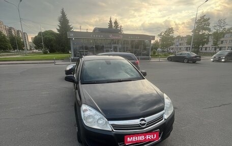 Opel Astra H, 2011 год, 570 000 рублей, 1 фотография