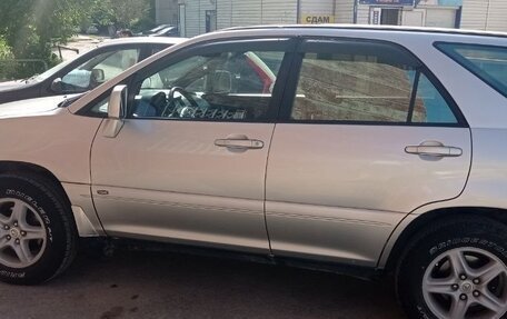 Lexus RX IV рестайлинг, 2001 год, 690 000 рублей, 12 фотография