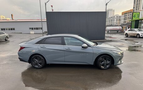 Hyundai Elantra, 2021 год, 2 000 000 рублей, 3 фотография