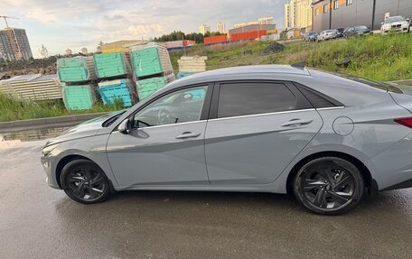 Hyundai Elantra, 2021 год, 2 000 000 рублей, 11 фотография