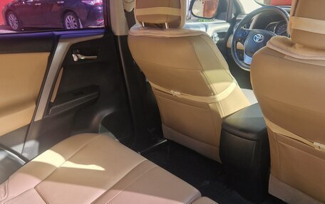 Toyota RAV4, 2014 год, 2 850 000 рублей, 16 фотография