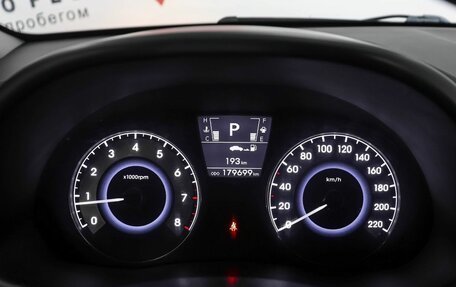 Hyundai Solaris II рестайлинг, 2012 год, 999 000 рублей, 16 фотография