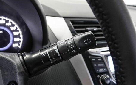 Hyundai Solaris II рестайлинг, 2012 год, 999 000 рублей, 11 фотография
