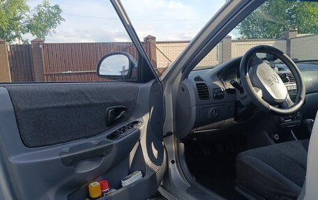 Hyundai Accent II, 2005 год, 230 000 рублей, 13 фотография