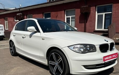 BMW 1 серия, 2011 год, 950 000 рублей, 4 фотография