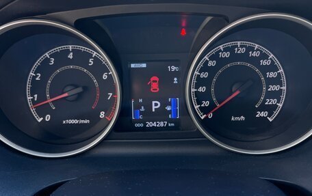 Mitsubishi Outlander III рестайлинг 3, 2010 год, 1 250 000 рублей, 19 фотография